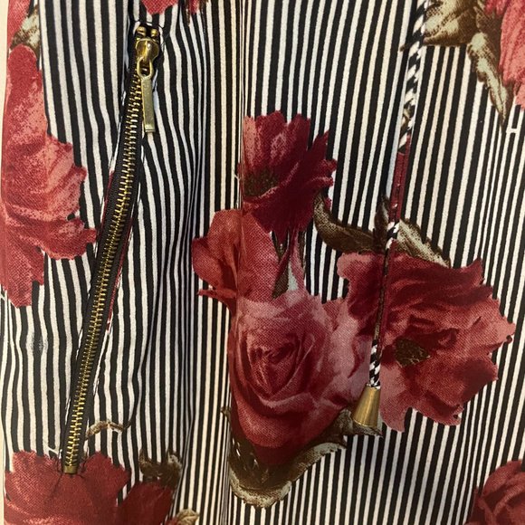 NWT Blk/White Stripe Floral Burgundy Flower Dress size M - Picture 4 of 8